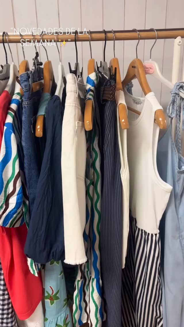 Novedades de la semana ✨

Looks cómodos, frescos y fáciles de combinar para el día a día 🤍

Rayas, denim, punto fino y ese toque de color que alegra cualquier look ☀️

Si queréis ver algún look puesto, os lo enseño en stories 👀#modamujer #zaragoza #sunmoonzaragoza #sunandmoonzaragoza #modazaragoza