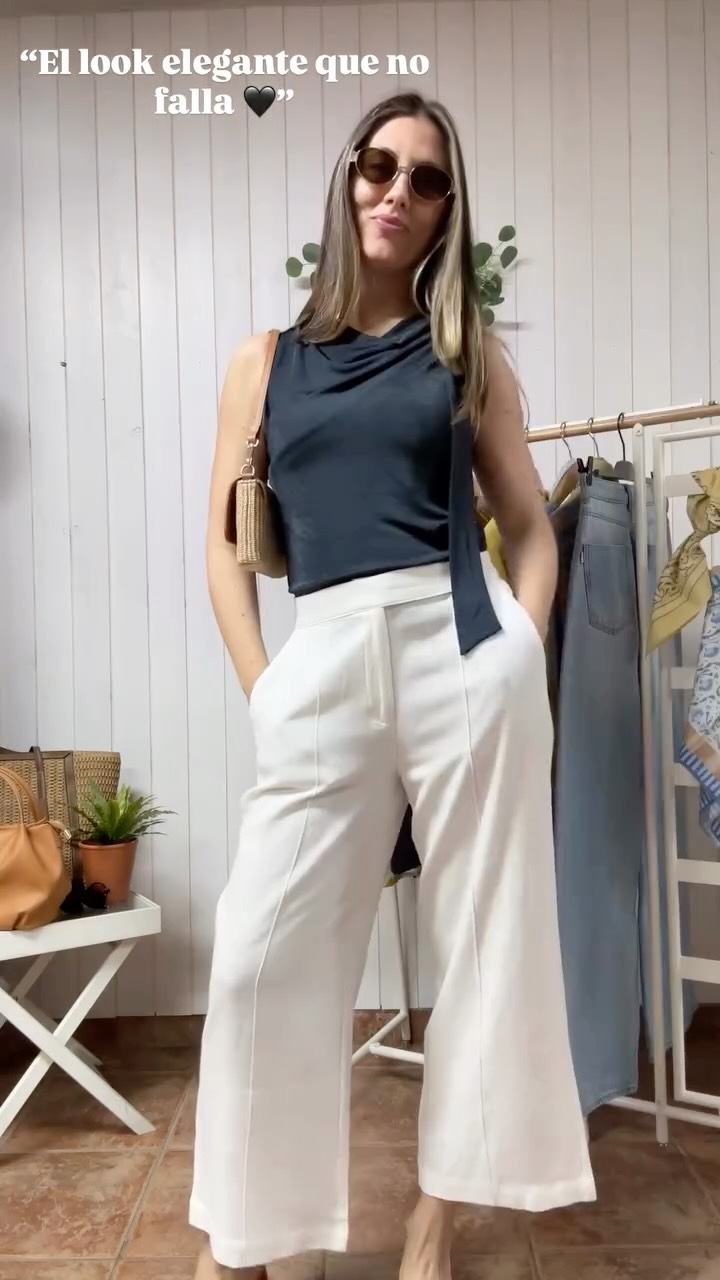 “¿Sin ideas para este finde? 👀✨
Aquí van algunos outfits fáciles, favorecedores y con ese toque especial para no pensar demasiado y verte ideal 💙☀️

¿Cuál te pondrías primero?”

#sunmoonzaragoza #outfitfinde #ideasdelooks #looksdemujer